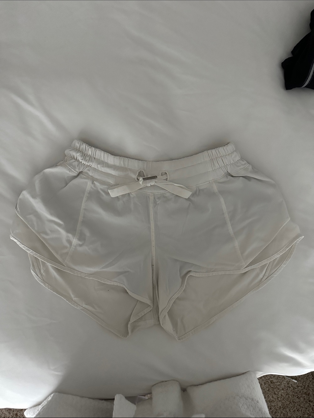lululemon athletica White Women's Athletic Shorts with Drawstring